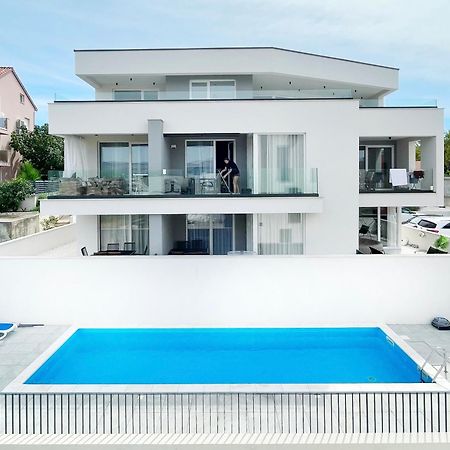 Villa Apartment 24 C โตรกีร์ ภายนอก รูปภาพ