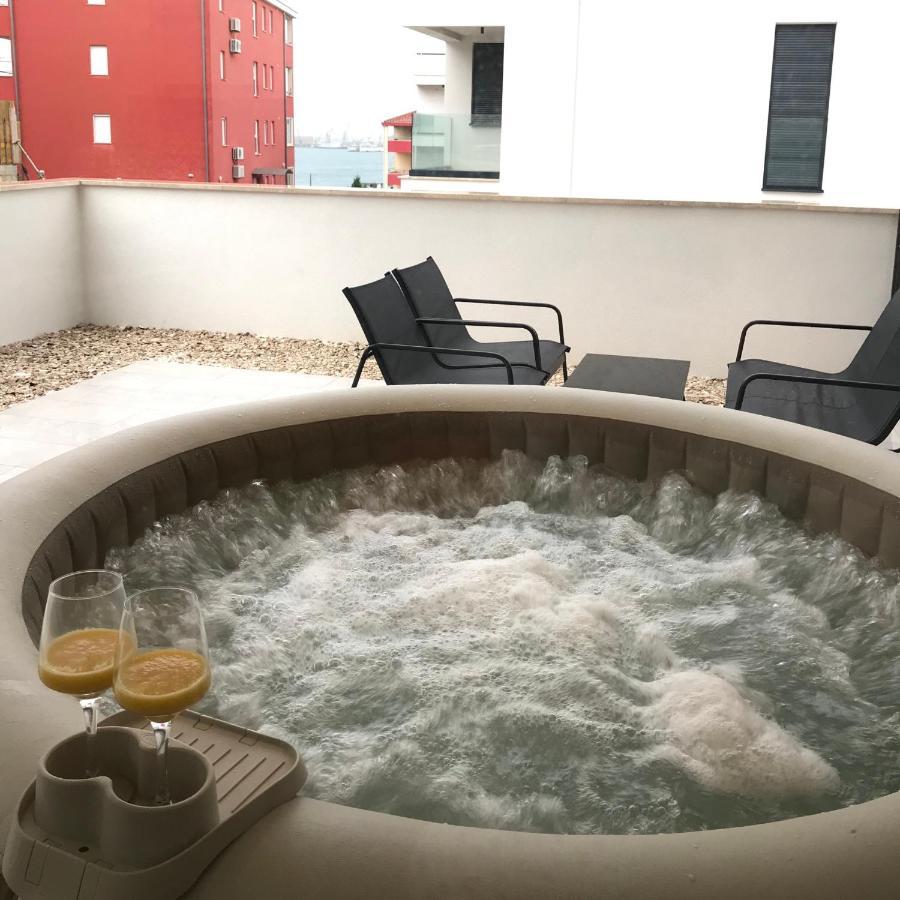 Villa Apartment 24 C โตรกีร์ ภายนอก รูปภาพ