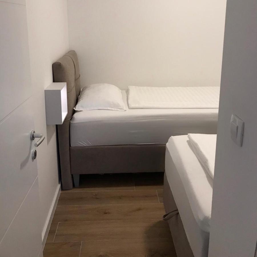 Villa Apartment 24 C โตรกีร์ ภายนอก รูปภาพ